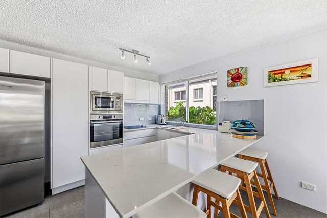 8/26 Saltair Street, QLD 4551