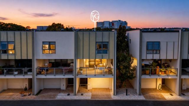 28/61 East Quay Drive, QLD 4216