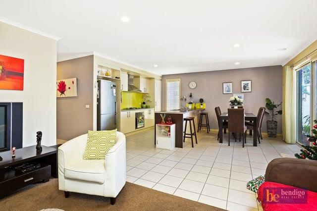 2 Mias Way, VIC 3551
