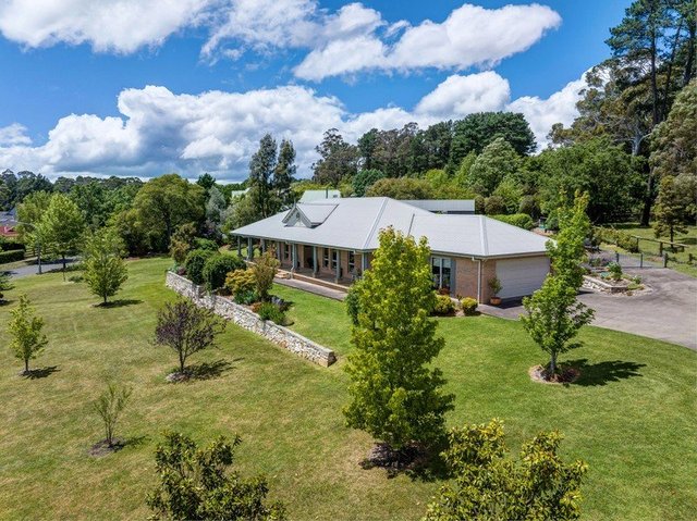 2 Morris Court, NSW 2578