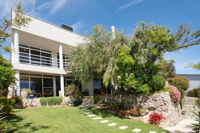 12 Peppermint Grove Terrace, WA 6271