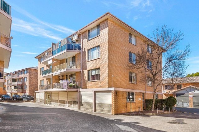 125/1 Riverpark Drive, NSW 2170
