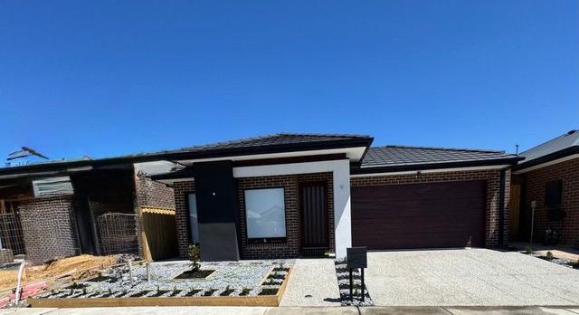 38 Petersfield Wy, VIC 3064