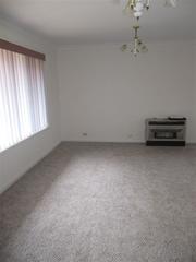 Lounge Room (2017-02-09)