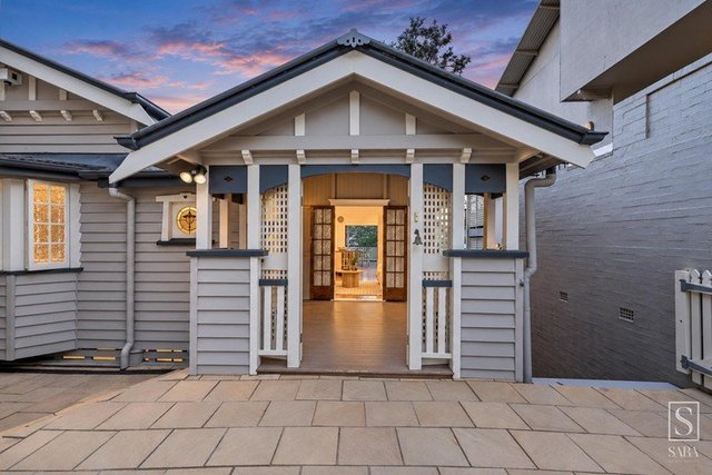 8 Goldsbrough Road, QLD 4068