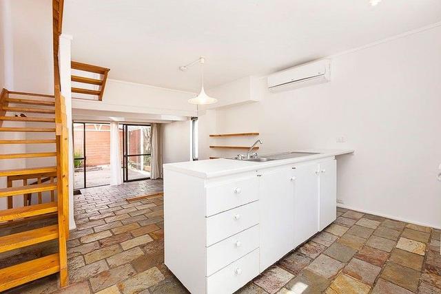 10/27 Barker Road, WA 6008