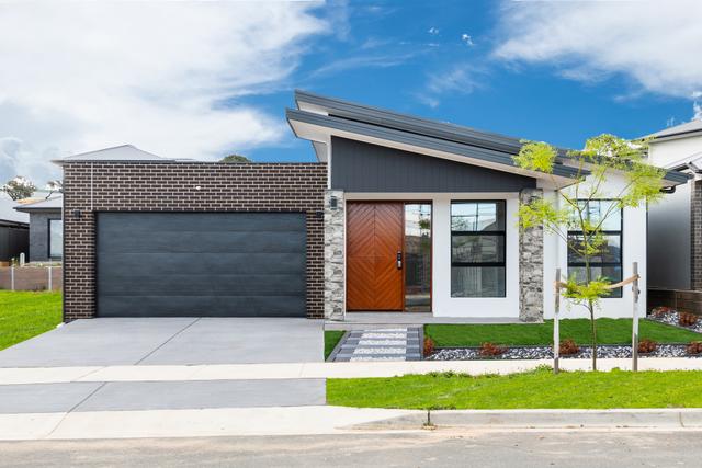 16 Butterfield Avenue, NSW 2620