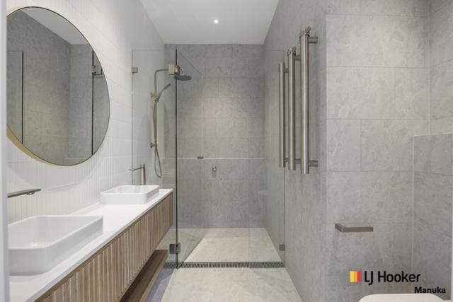 2/186 La Perouse Street, ACT 2603
