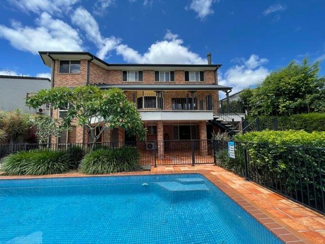 18 Pinnacle Court, QLD 4226