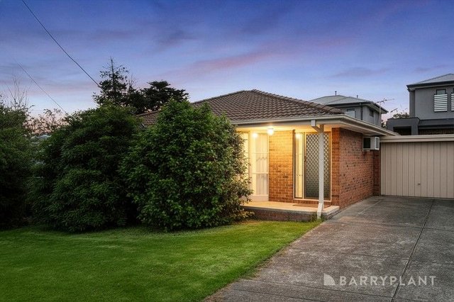 2/28 Stonehaven Avenue, VIC 3155