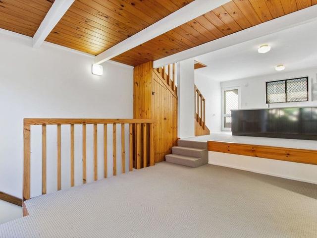 7/27 Barker Road, WA 6008