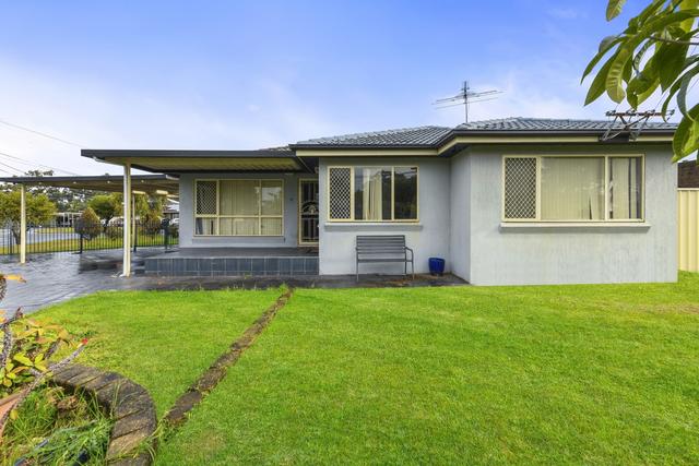 18 Begonia Avenue, NSW 2166