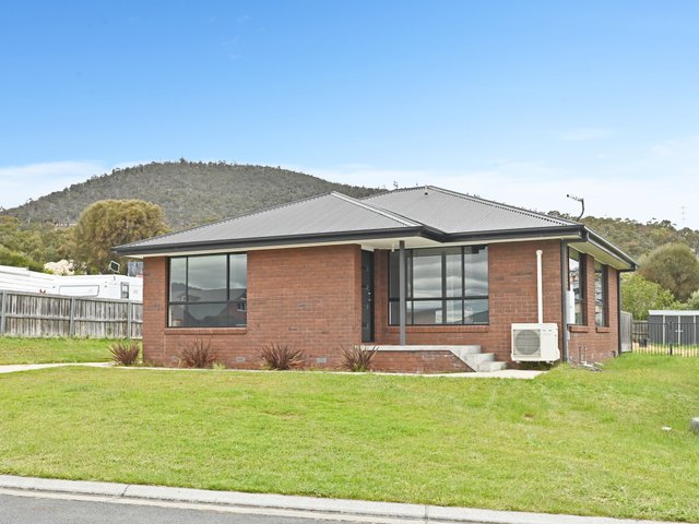 8 Sadri Court, TAS 7140