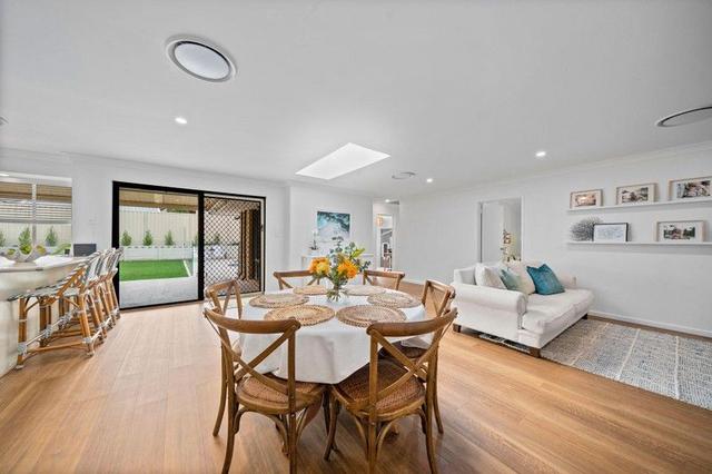 14 Langholm Place, WA 6023