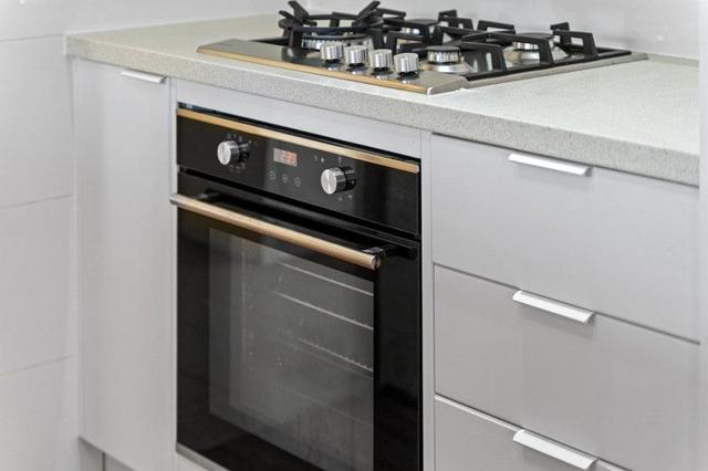 7 Vela Court, WA 6168