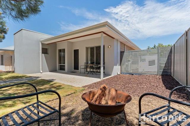 52 Cassowary Crescent, WA 6210