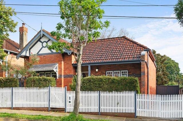 4 Kroombit Street, NSW 2203