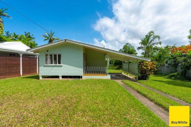 69 Hillview Crescent, QLD 4870