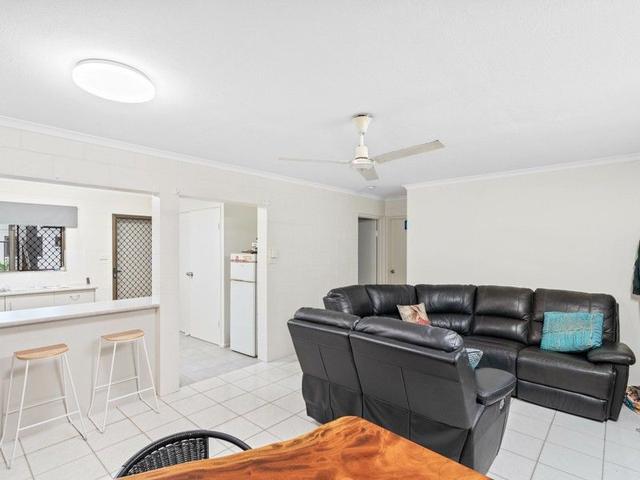 13/64 Pease Street, QLD 4870