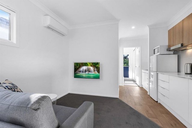 2/61 Miller Street, QLD 4032