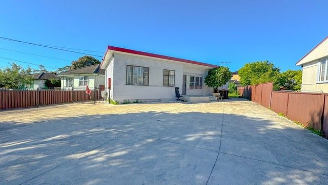 14 Unwin Road, NSW 2166