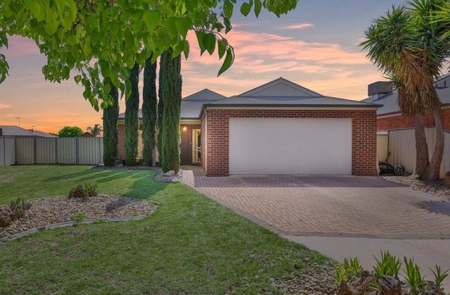 8 Jaylee Terrace, VIC 3500