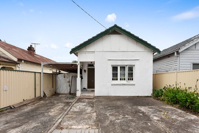 9 Sheffield St, NSW 2144