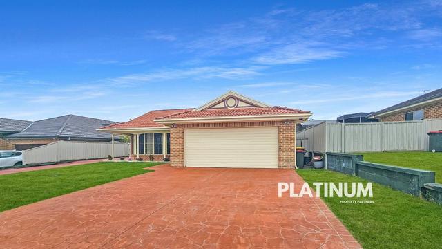 17 Hogbin Cres, NSW 2540