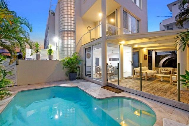 1/196B Hedges Avenue, QLD 4218