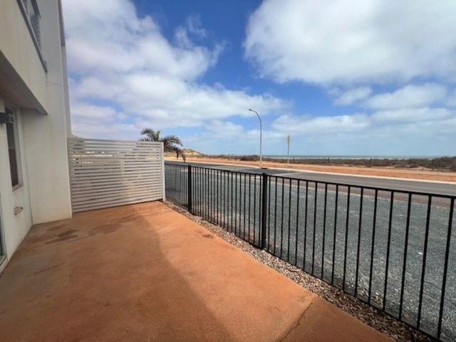 2/110 Sutherland Street, WA 6721