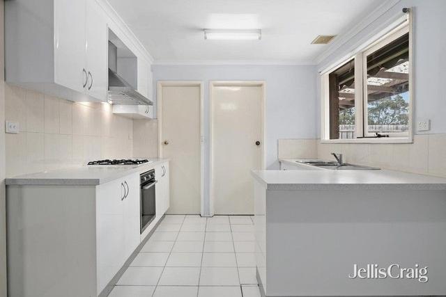 2/44 Royton Street, VIC 3151