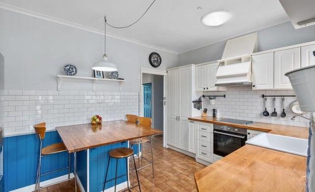 18 Wentworth Ave, NSW 2167