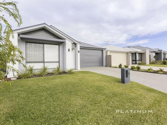 11 Broadgate Boulevard, WA 6035