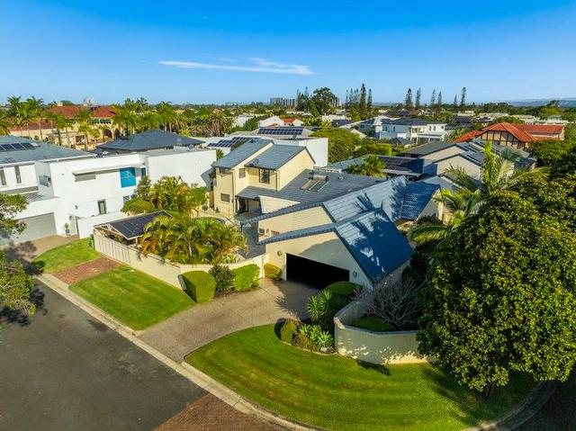 2 St Raphael Terrace, QLD 4217