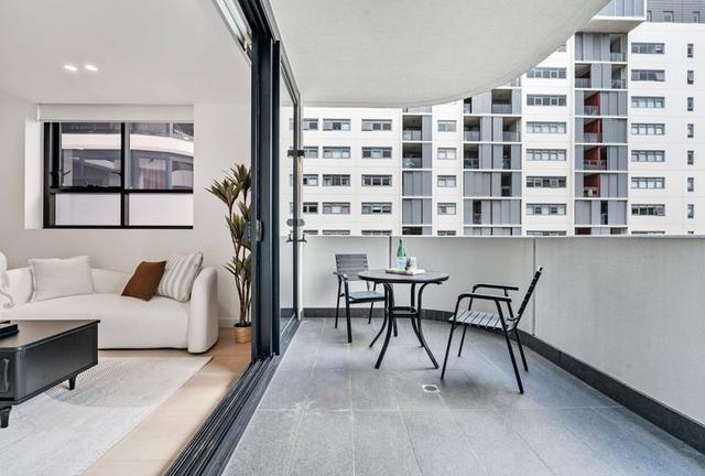 412/15 Jack Brabham  Drive, NSW 2220