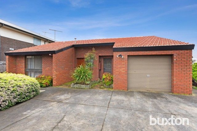 2 Campbell Place, VIC 3220