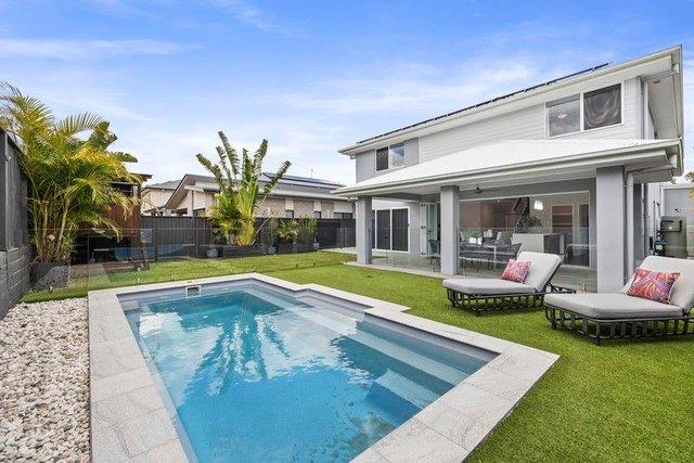 23 Windsor Drive, QLD 4055