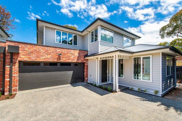 2/28 Cootamundra Crescent, VIC 3130