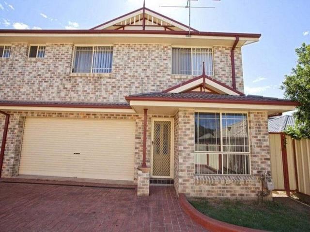 4/5 Gilmore Close, NSW 2745