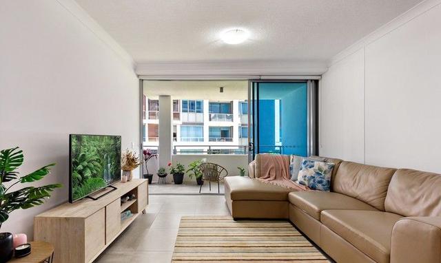 2114/397 Christine Avenue, QLD 4227