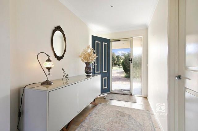 53 Lindamay Court, VIC 3909