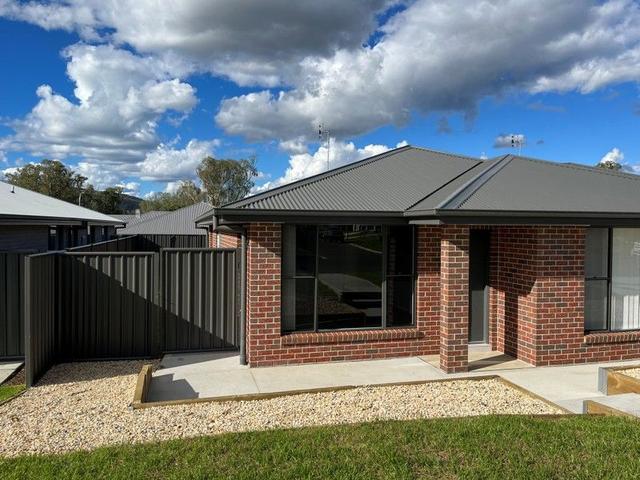 17a (2/17) Ayrshire Cres, NSW 2340