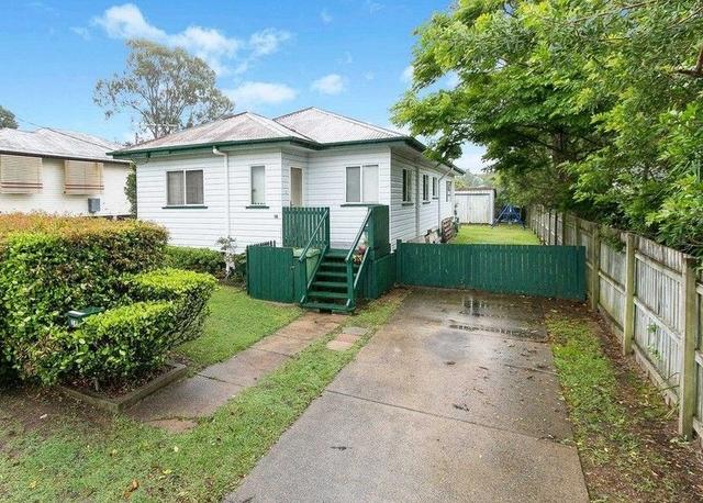 18 Hedge Street, QLD 4500