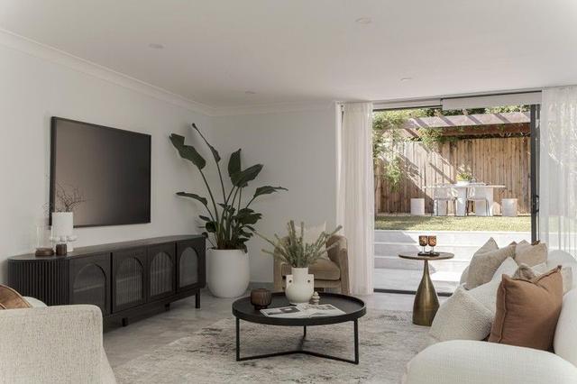 64 Macauley  Street, NSW 2040