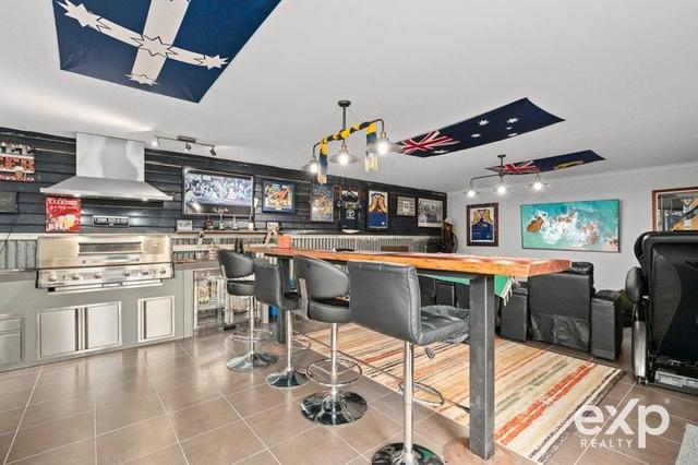 2 Carey Street, WA 6255