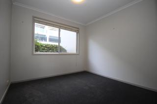 Bedroom (2014-07-01)