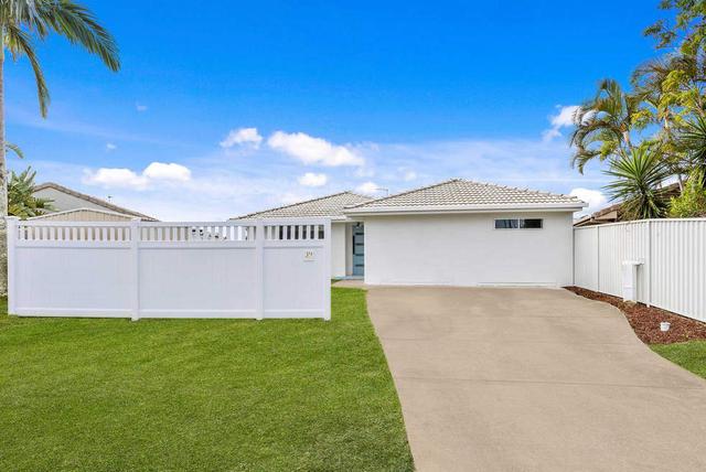 39 Southlake Drive, QLD 4227