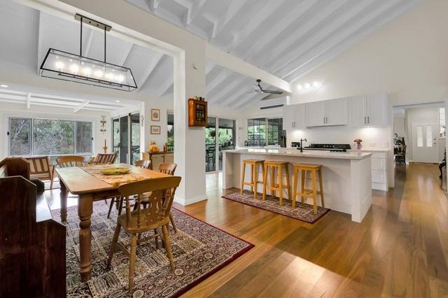 26 Uplands Court, QLD 4213