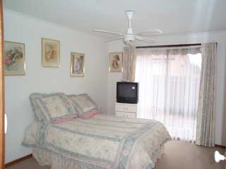 Master bedroom (2003-07-11)