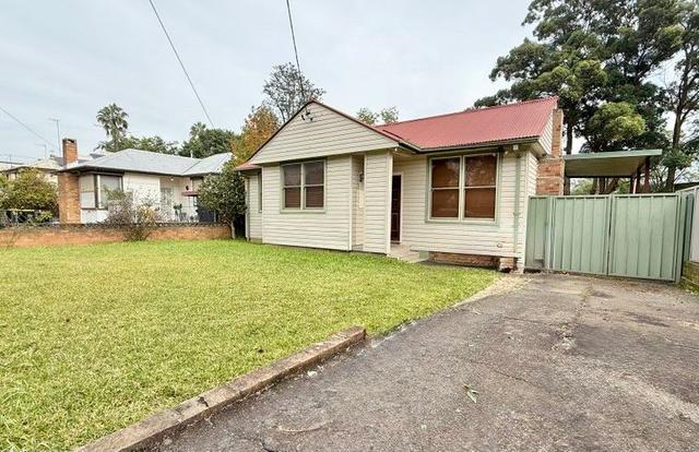 5 Hand Avenue, NSW 2750